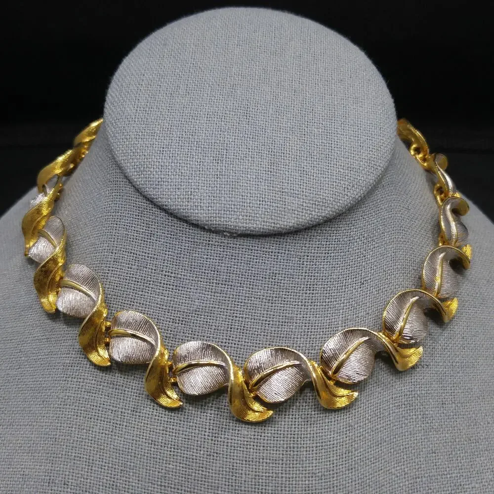 Vintage Gold and Silver Tone Leaf Choker Necklace, 1960s Mid-Century Design